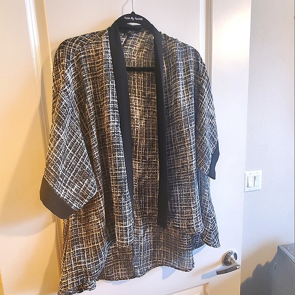 Cardigan - Picture 2 of 3